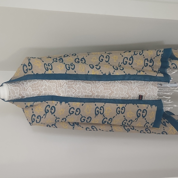 Gucci scarf - Picture 1 of 7